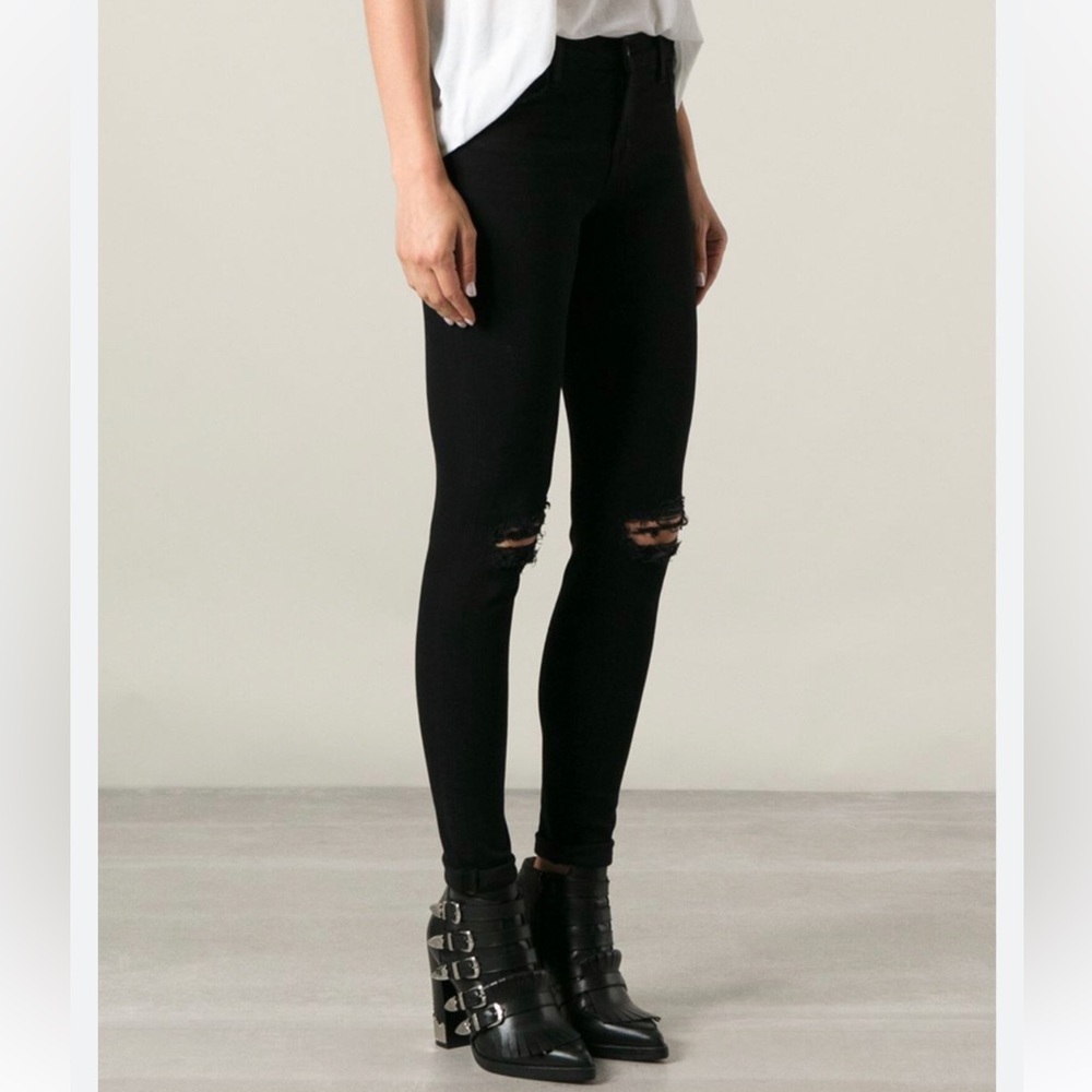 J BRAND Destroyed Skinny Leg in Shadow Size 29